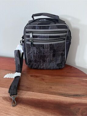 Lug Boxcar Crossbody Bag Camo Black RFID Quilted Travel Messenger Bag NEW